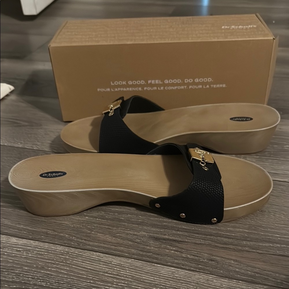 Dr. Scholl's Black and Tan Women's Sandals
